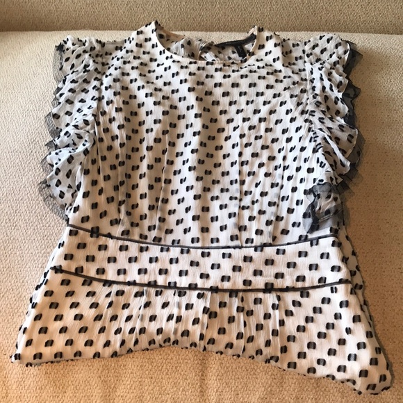 ✨SALE✨ BCBGMaxAzria dotted flutter sleeve dress - Picture 2 of 8